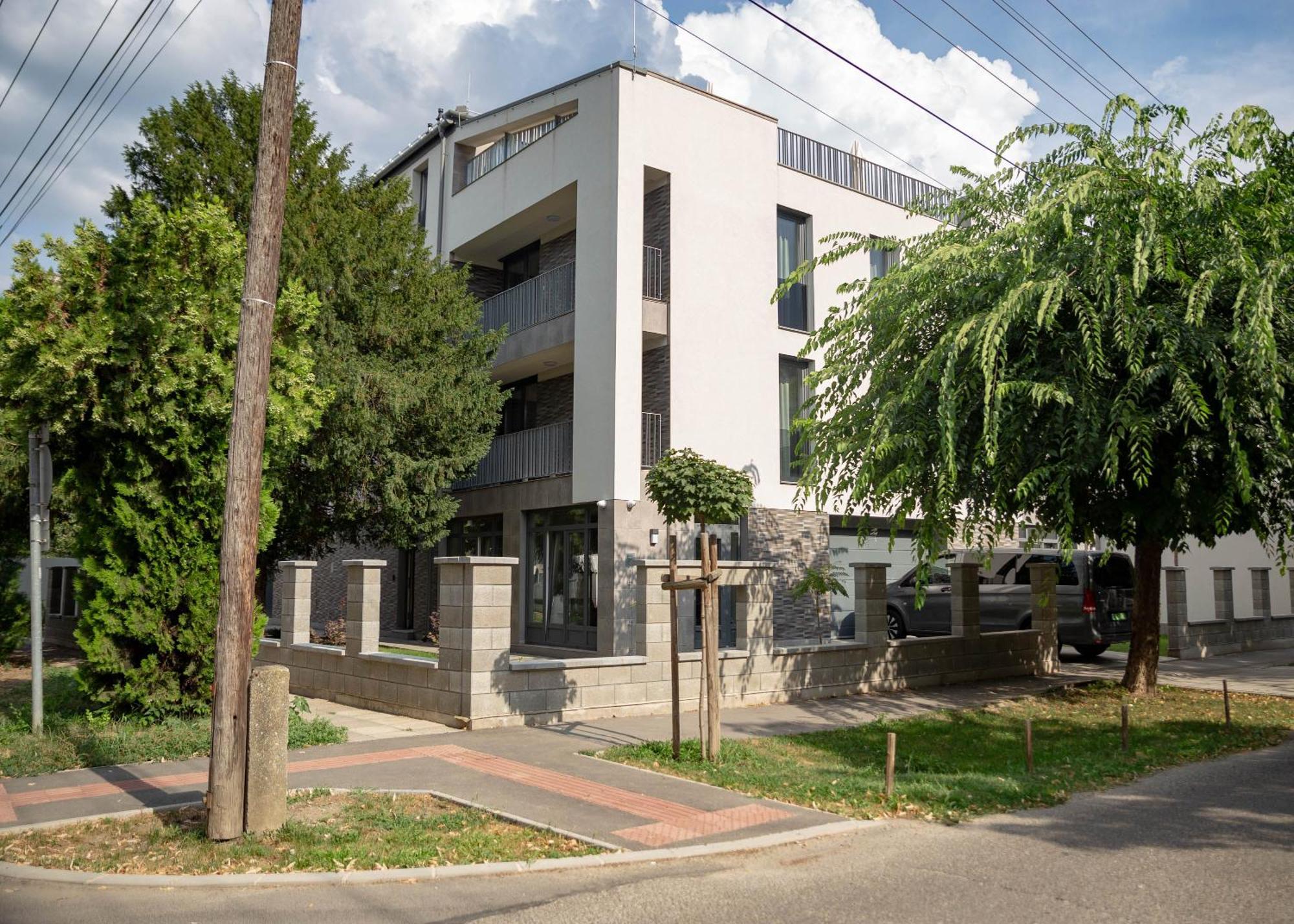 Maya Panzio-Rezidencia Szeged Exterior foto